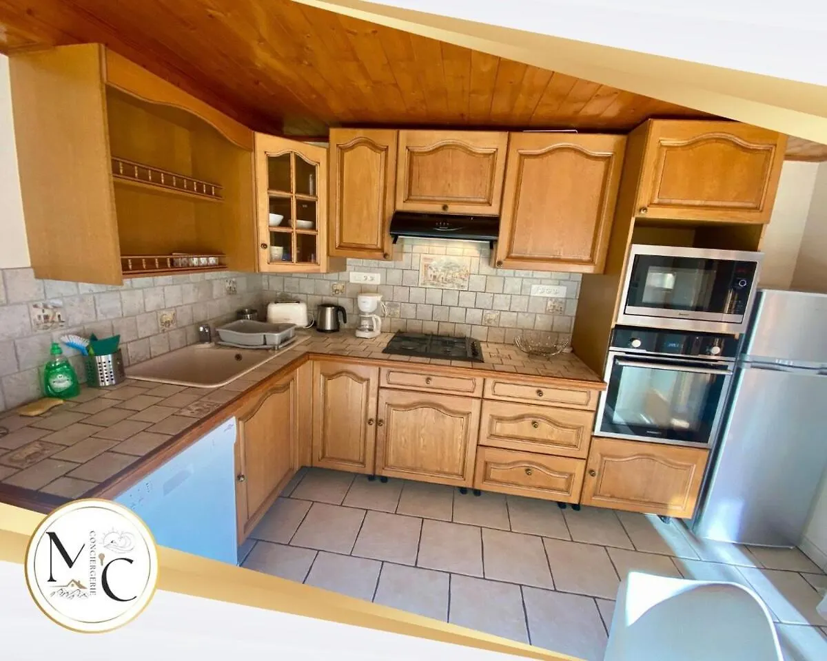 Apartment Cozy Chalet Mountain View, Garden Allos France